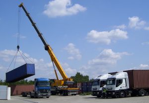 kranbeladung_container_03